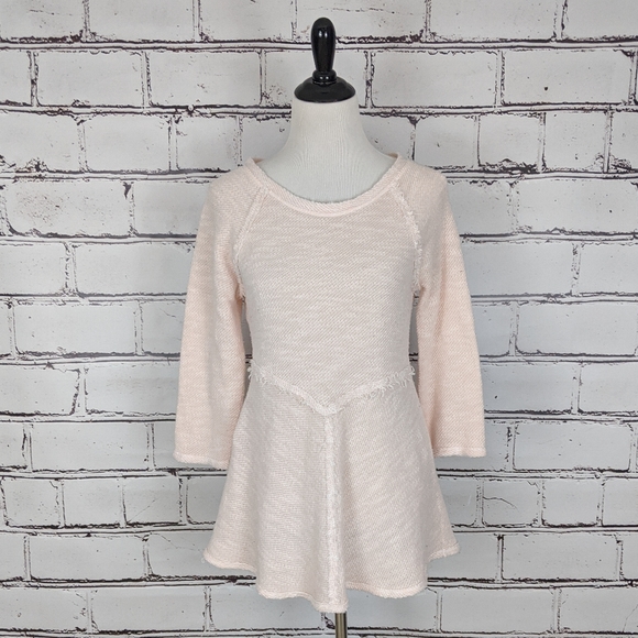 Calvin Klein Tops - {Calvin Klein} Light Pink Sweatshirt